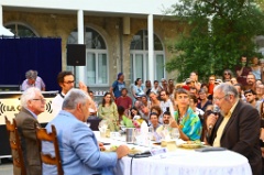 La Grande Tablee 21 * 6000 x 4000 * (8.35MB)